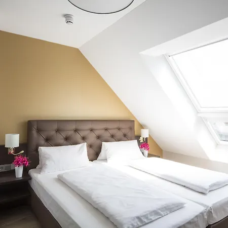 Aparthotel Koos Hotel&apartments - Munich