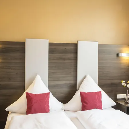 Koos Hotel&apartments - 4*