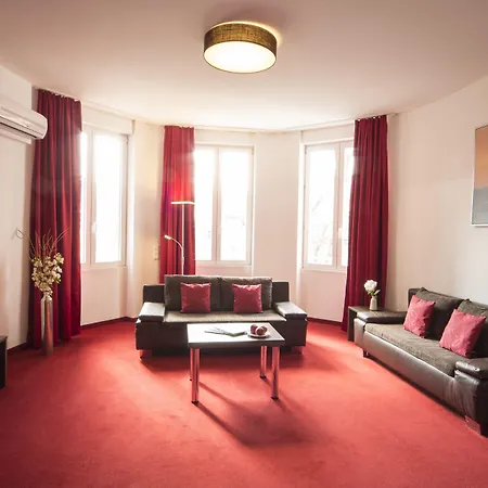 Koos Hotel&apartments - Munich