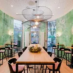 Koos Hotel&apartments - 아파트호텔 4*
