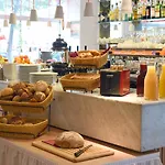 Koos Hotel&apartments - 아파트호텔