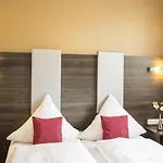 Koos Hotel&apartments - 4*