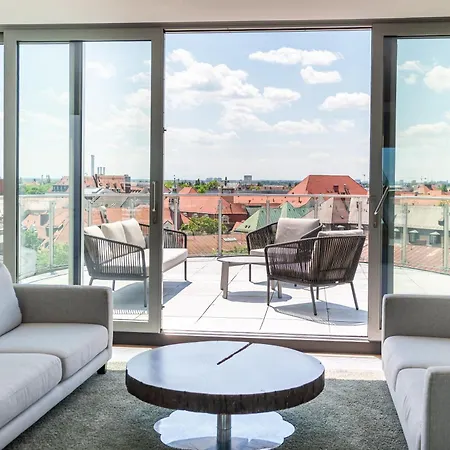Koos Hotel&apartments - Aparthotel 4*