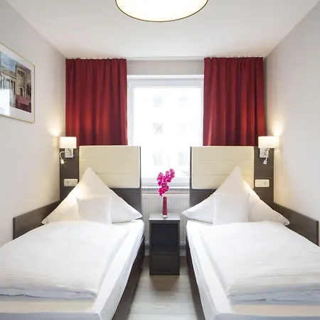 Koos Hotel&apartments - Мюнхен