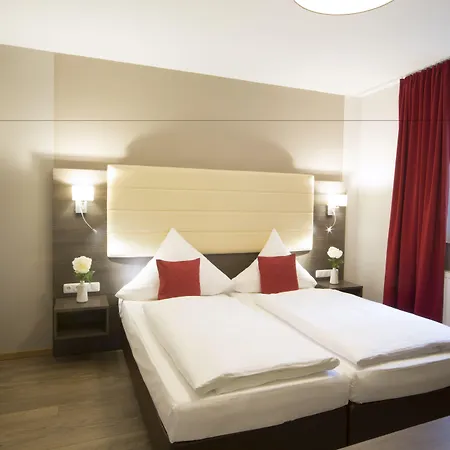 Апарт-отель Koos Hotel&apartments - Мюнхен