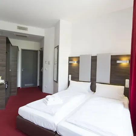 Koos Hotel&apartments - 4*