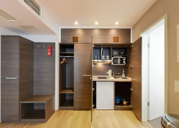 Koos Hotel&apartments - 公寓式酒店