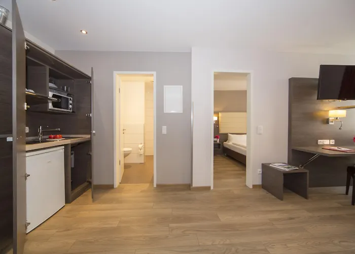 Koos Hotel&apartments - 4*