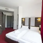 Koos Hotel&apartments - 4*
