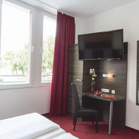 Koos Hotel&apartments - 4*